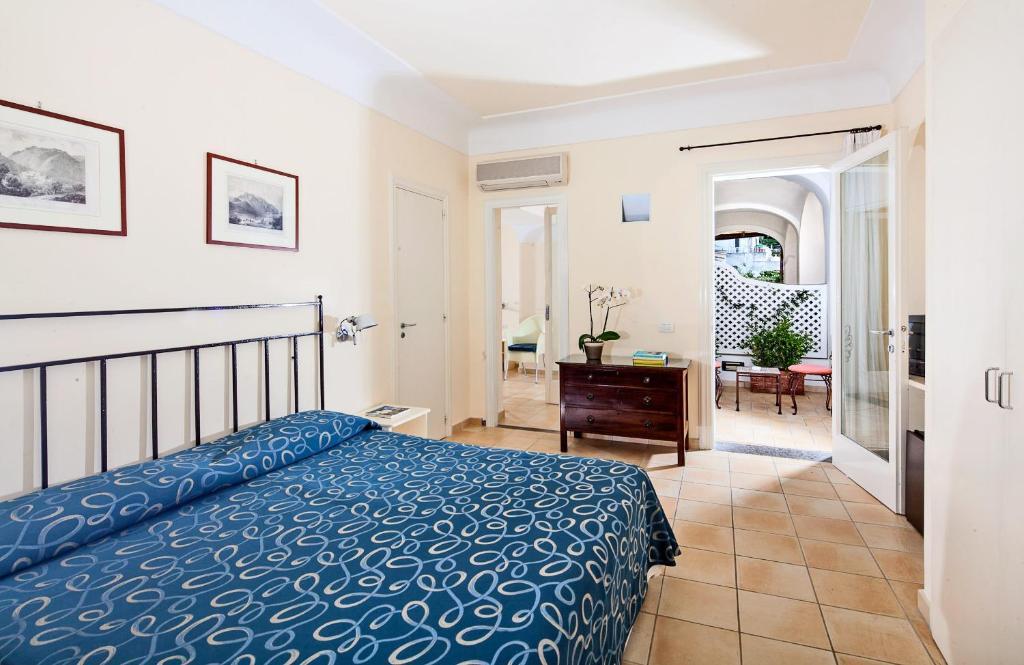 Senaria Hotel 3*